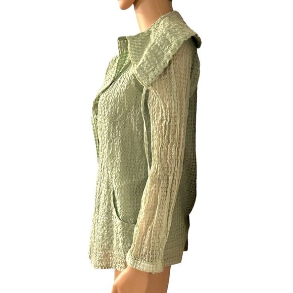 Fenini Women's Size Small Green Cotton Tank and Long Sleeve Button up Top Set - Picture 2 of 15